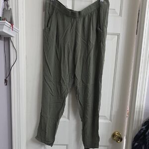 H&M Women's Olive Joggers